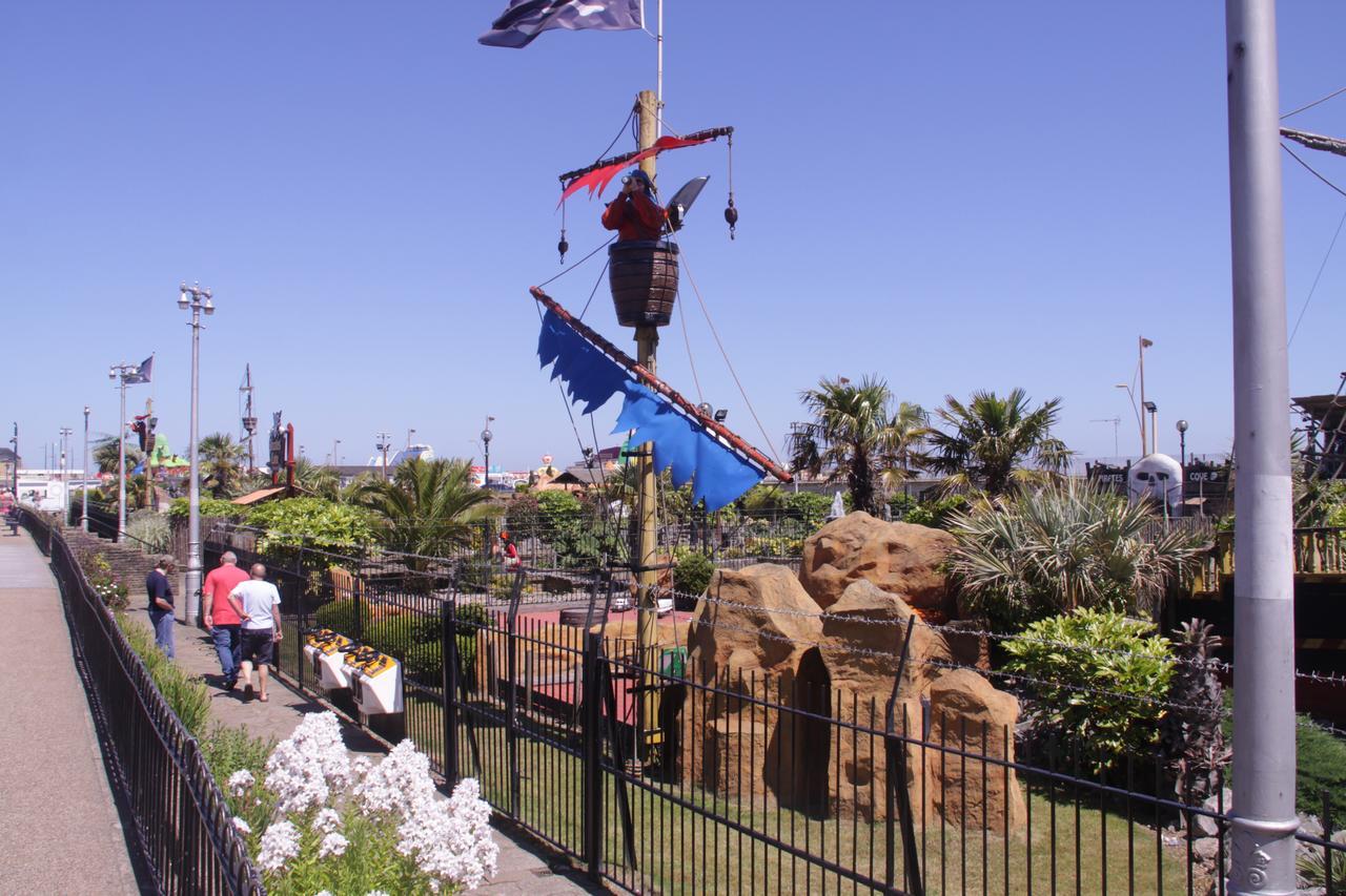 גרייט יארמאות Raynscourt Lodge מראה חיצוני תמונה